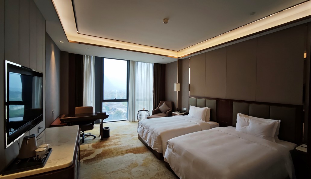 1738826128680641.jpg 房間.jpg