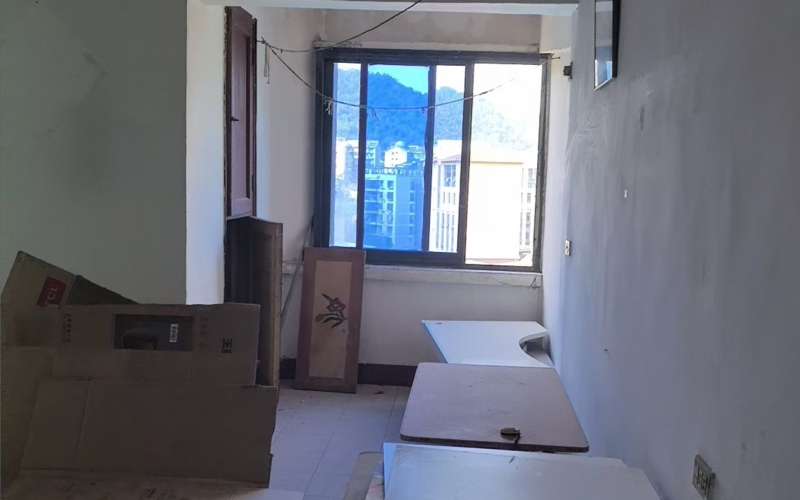 貴州省機(jī)關(guān)事務(wù)管理局國(guó)有資產(chǎn)管理服務(wù)中心貴陽(yáng)市云巖區(qū)護(hù)國(guó)路153號(hào)3單元8層2號(hào)住宅招租