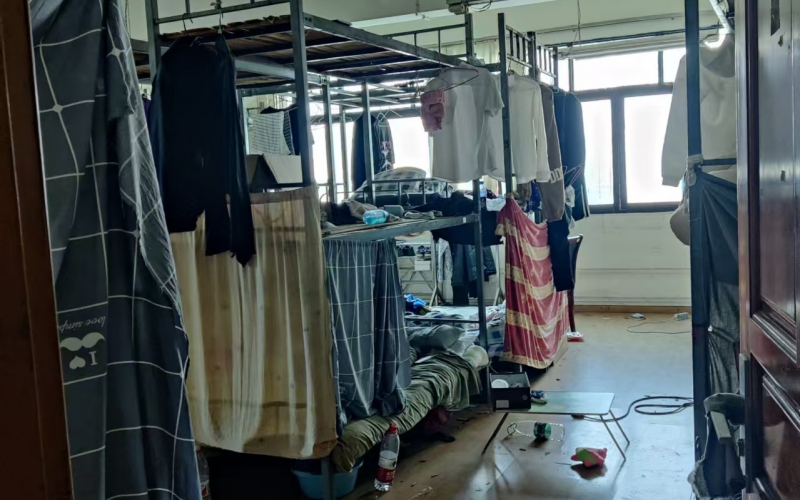 貴州省機(jī)關(guān)事務(wù)管理局國(guó)有資產(chǎn)管理服務(wù)中心貴陽(yáng)市云巖區(qū)花溪大道北段128號(hào)靈達(dá)新苑B棟3層1-3號(hào)、B1單元4層1號(hào)房屋招租